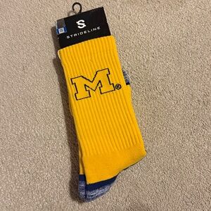 NWT Michigan Wolverine Sport Socks Men Size 8-12